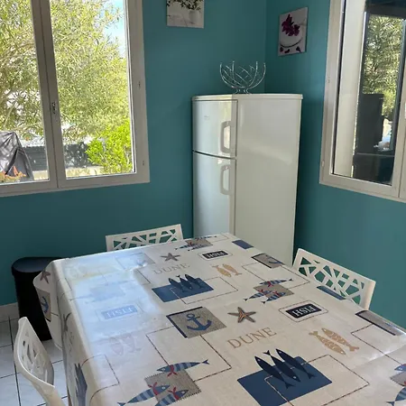 Maison De Vacances, Piscine Partagee *